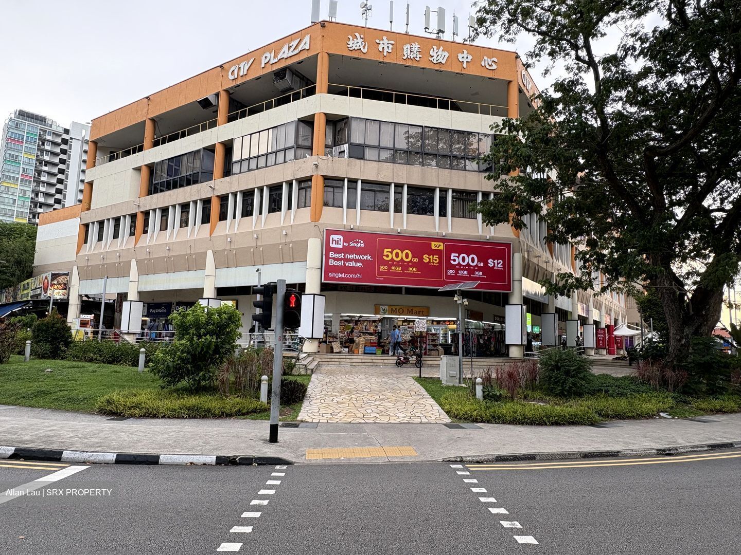 City Plaza (D14), Retail #557034491